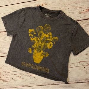 Heathered Gray and Yellow Sunflower Cropped Tee Size XS